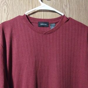 Claiborne Men's Burgundy Crewneck Shirt